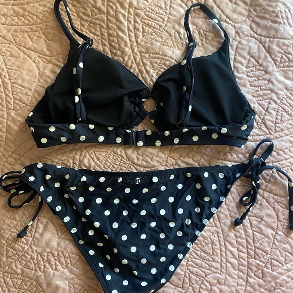 Billabong Bikini Set - Picture 7 of 7